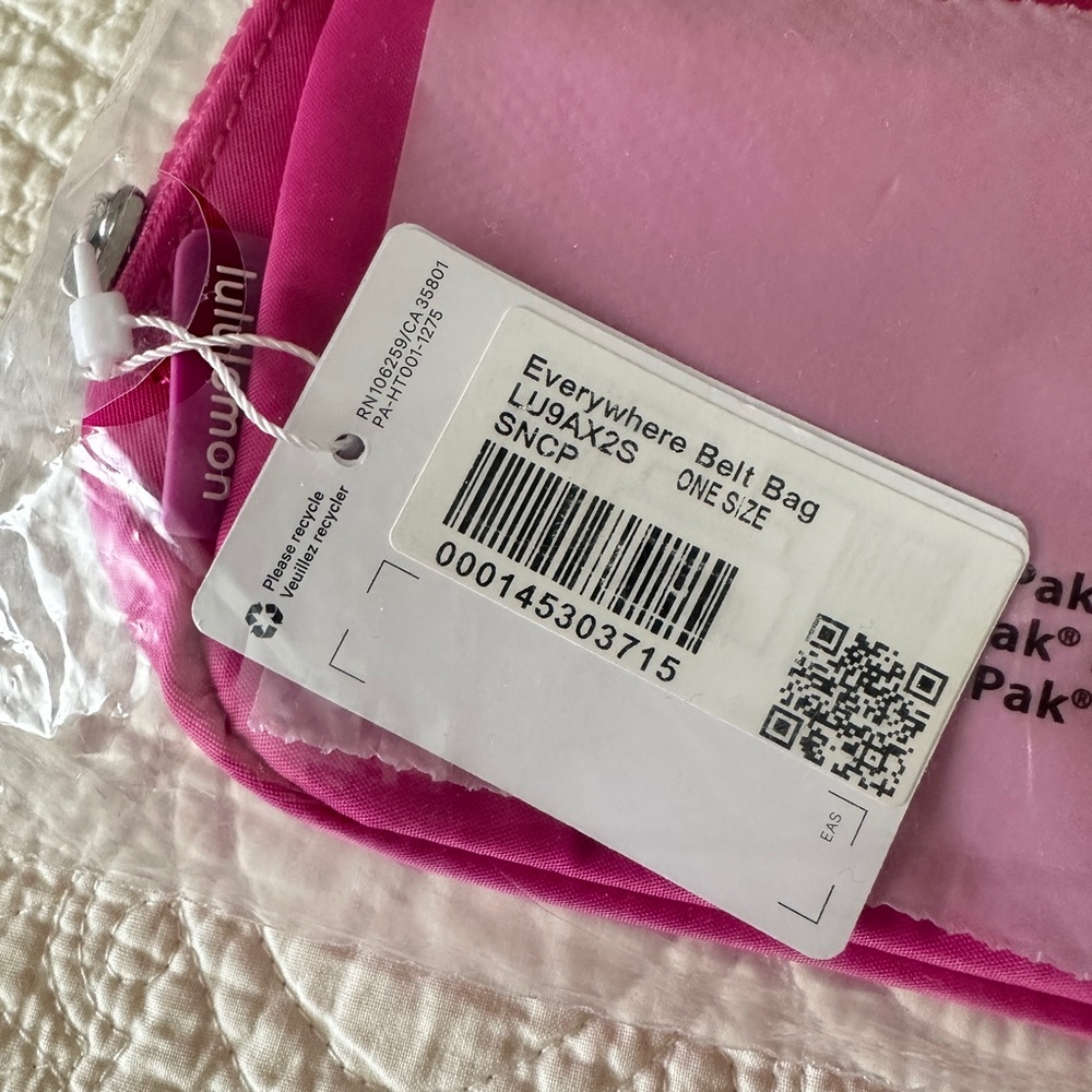 Sonic Pink Lululemon 1L Everywhere Belt Bag Extended Strap NWT - Picture 3 of 12